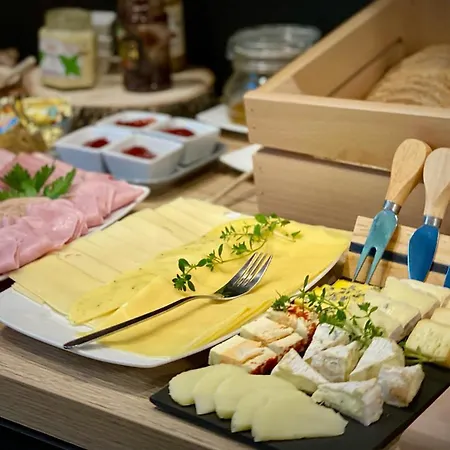 Pod Ochorowiczowka B&B 비스와