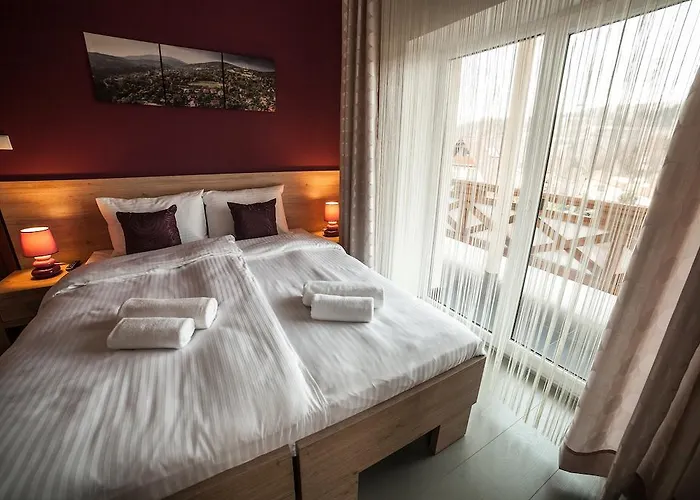 Bed & Breakfast Rezydencja Pod Ochorowiczowka